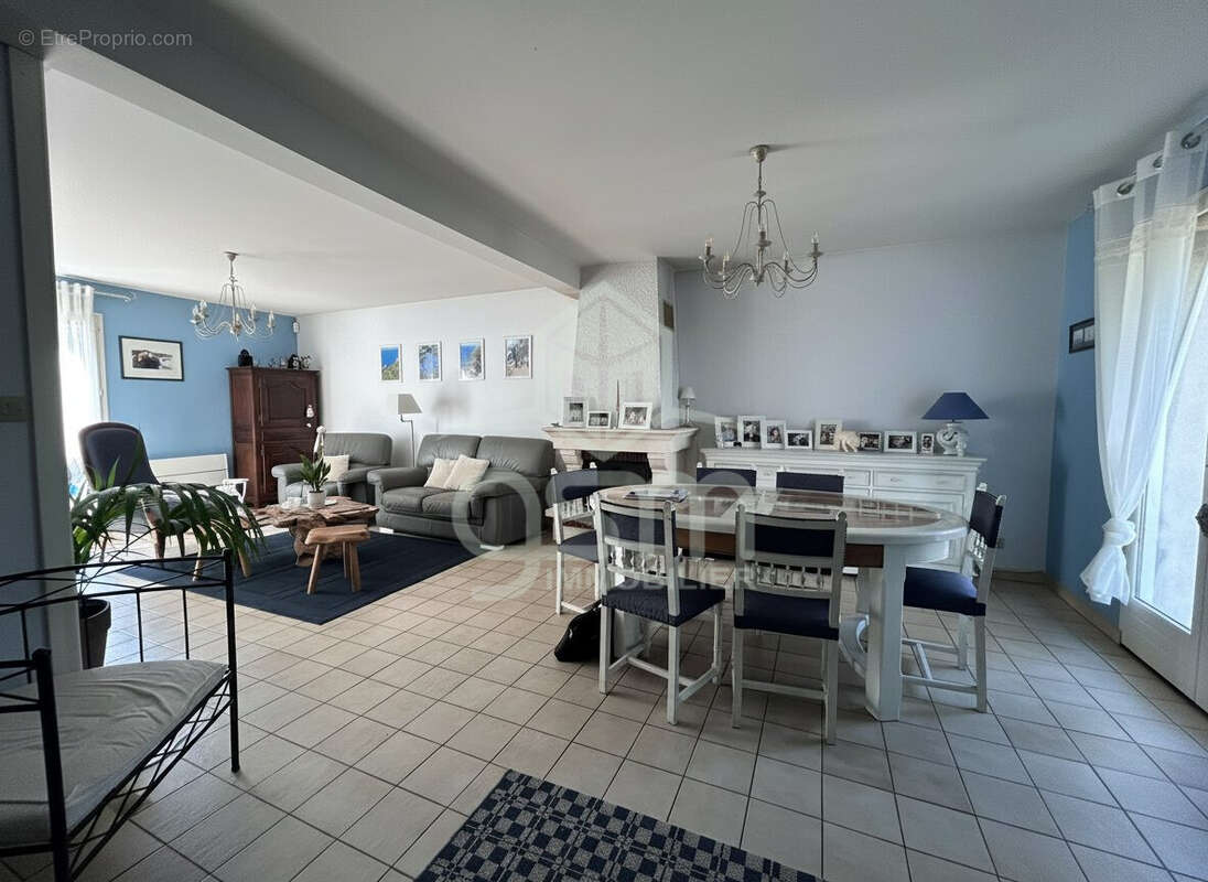 Maison 116 m² à Montbazon  - photo 6