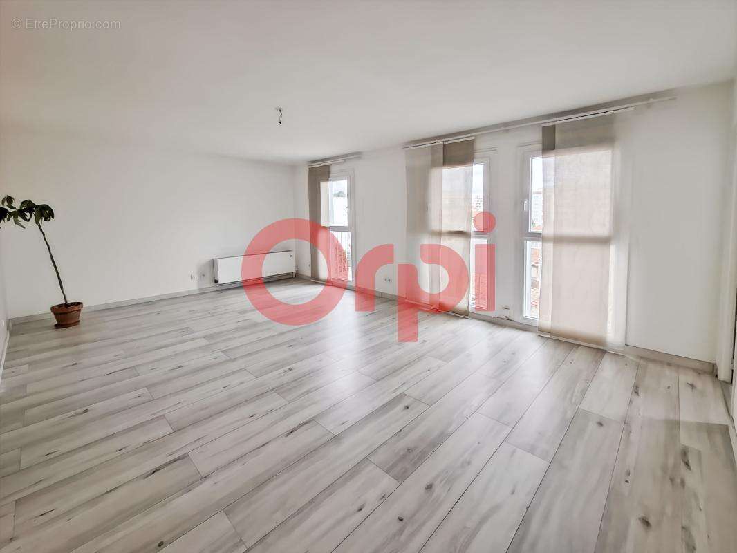 Appartement à MARSEILLE-13E