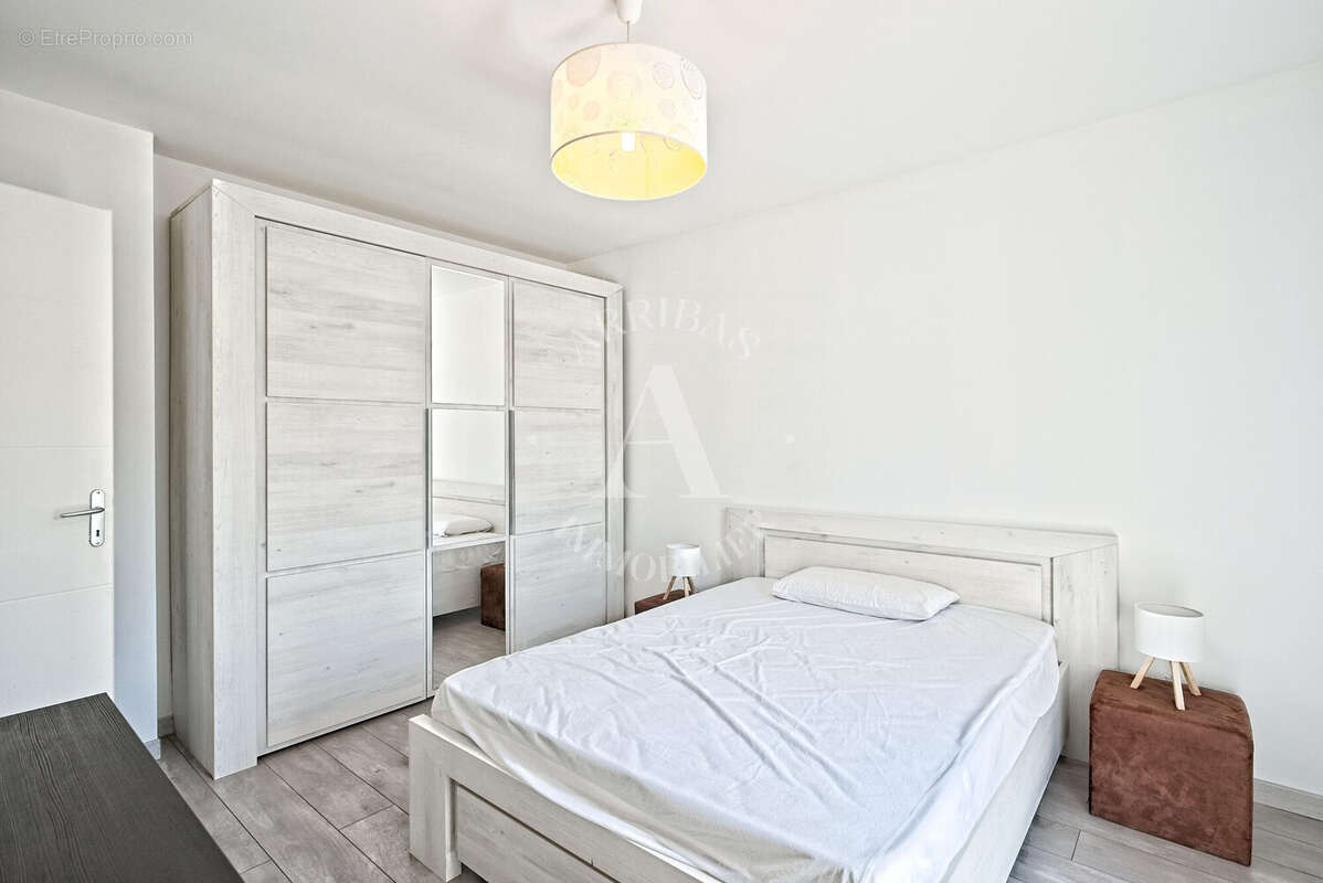 Appartement 53 m² à Ornex  - photo 4