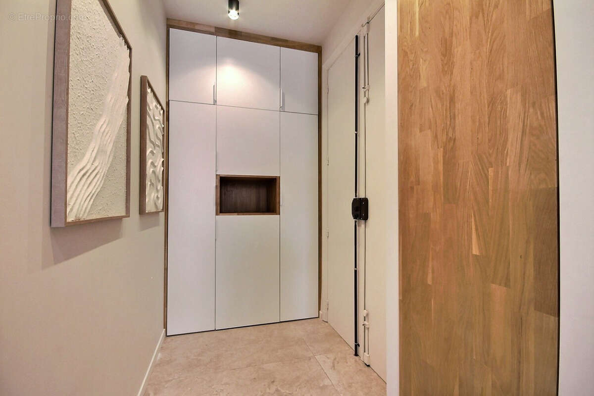 Appartement à MARSEILLE-7E