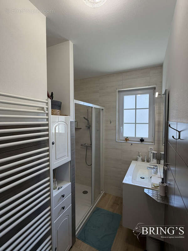 Appartement à SAINT-JUST-MALMONT
