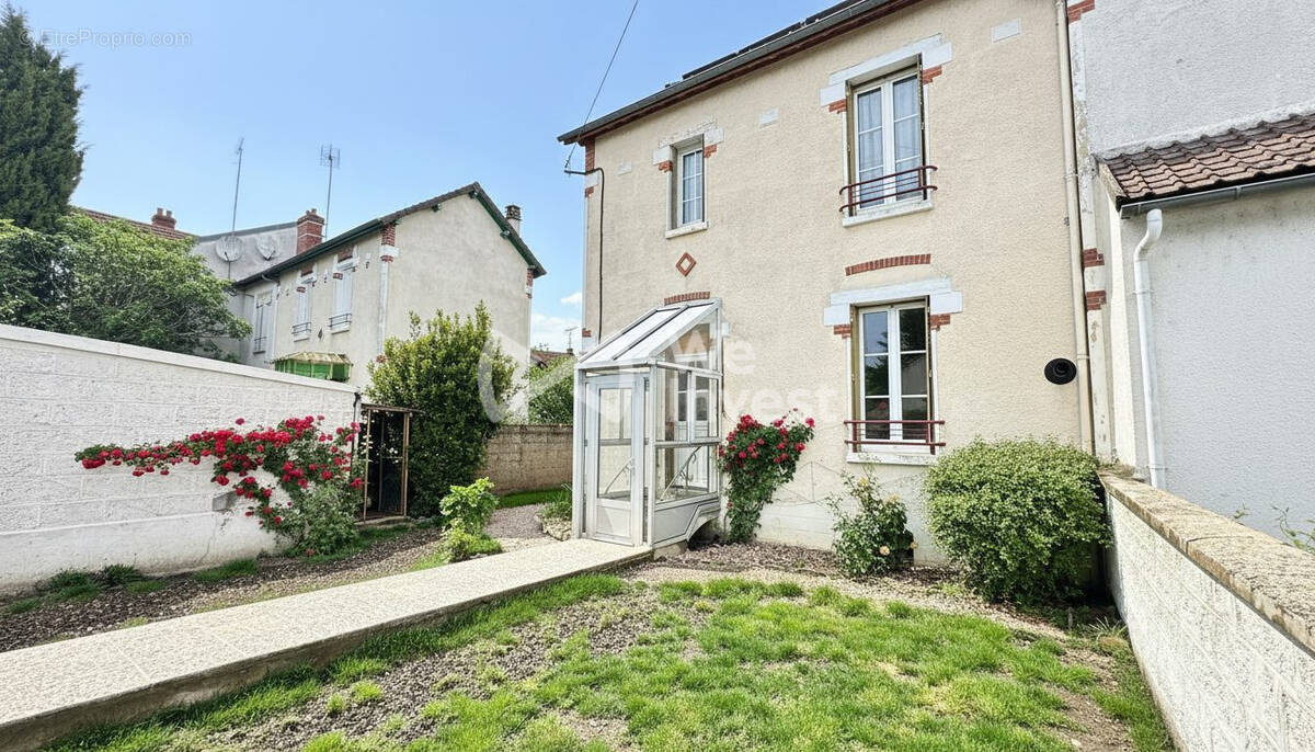 Maison à MIGENNES