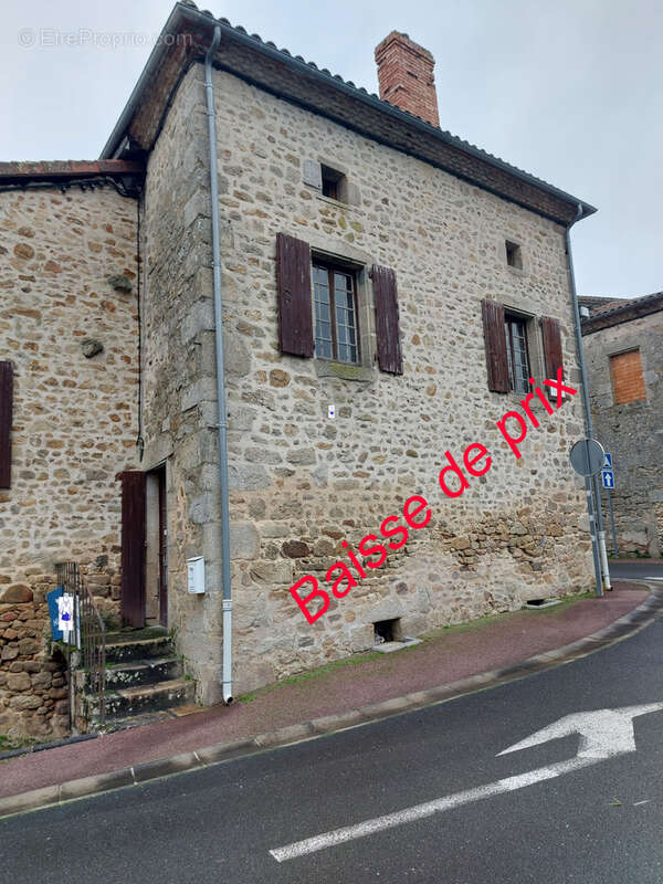 Maison à CHAMPNIERS-ET-REILHAC