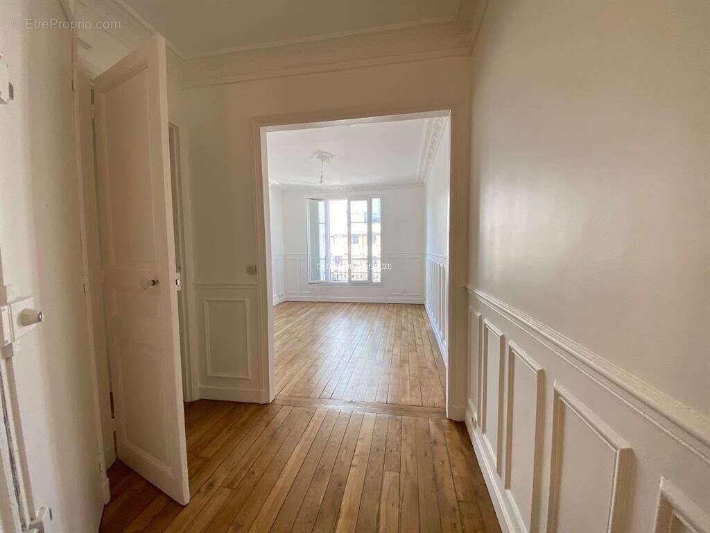 Appartement à PARIS-15E
