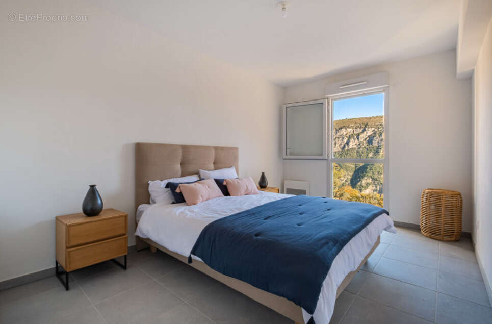 Appartement à GILETTE