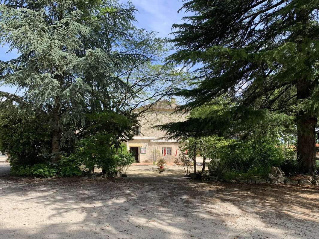 Maison en pierre avec piscine - photo 22
