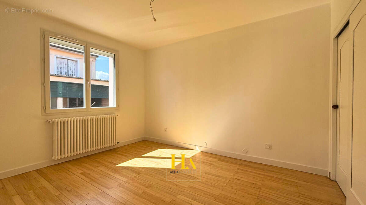 Maison Romans Sur Isere 127 m2 - photo 10