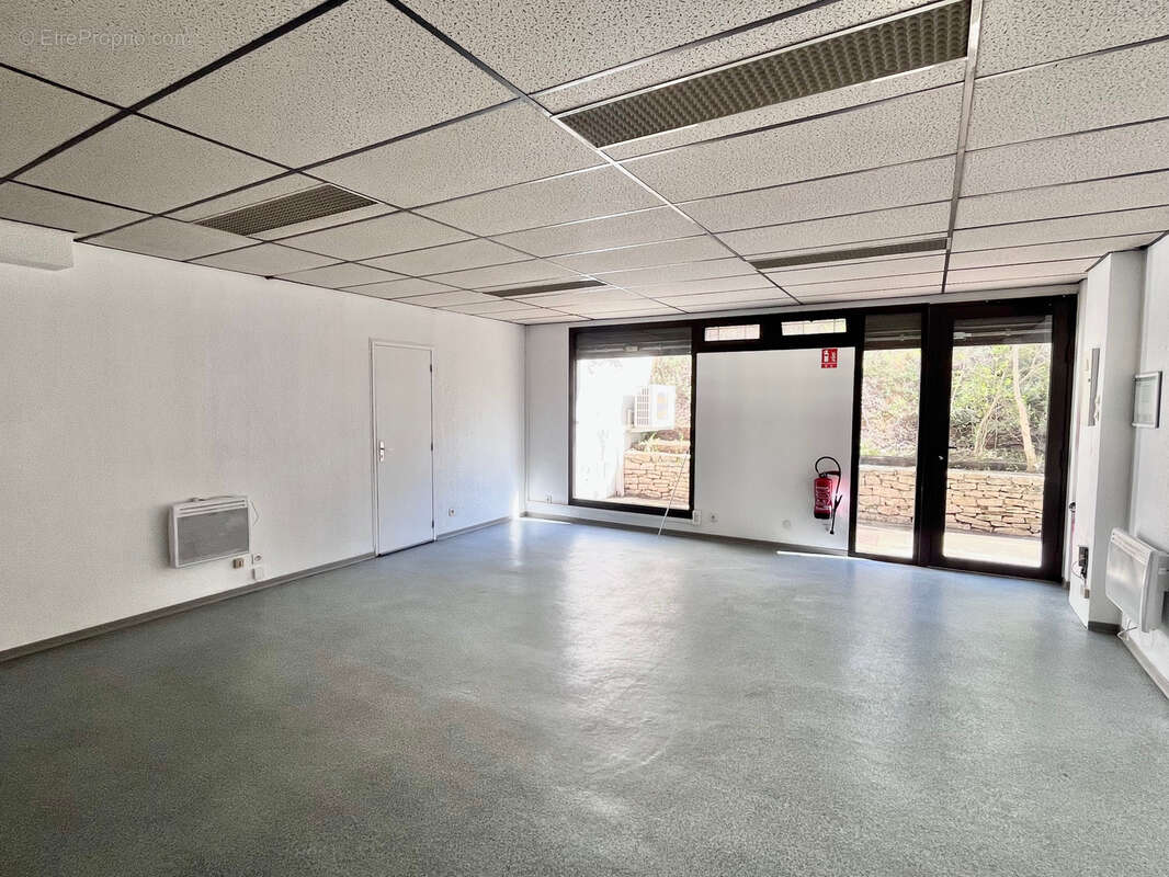 Commerce à AIX-EN-PROVENCE