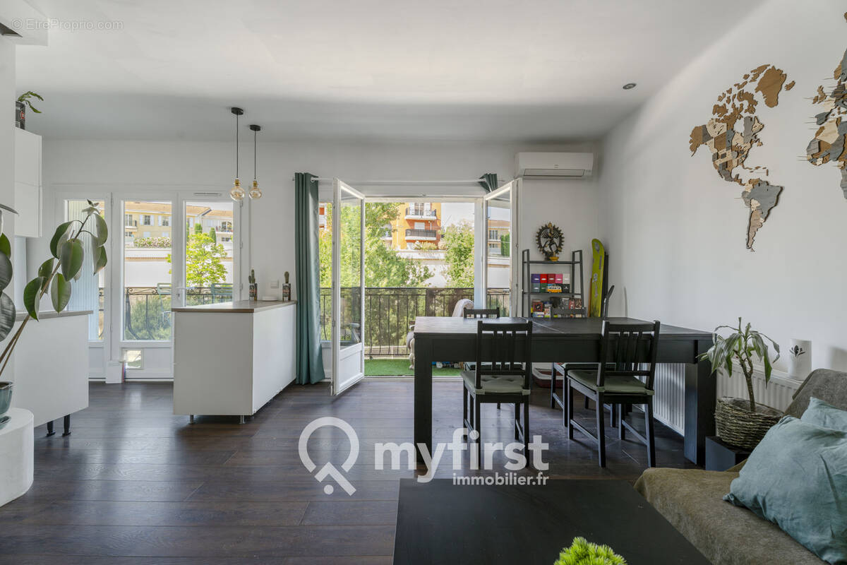 Appartement à AUBAGNE
