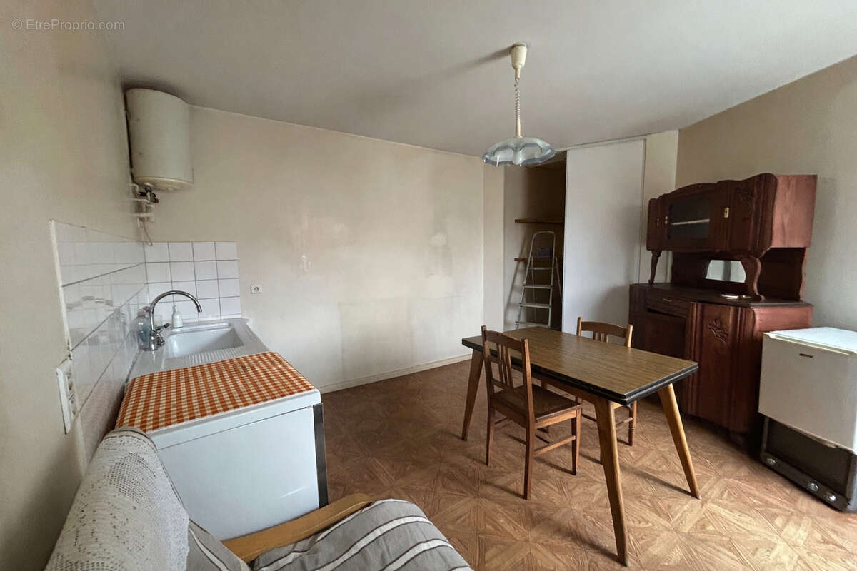 Maison à MARSEILLETTE