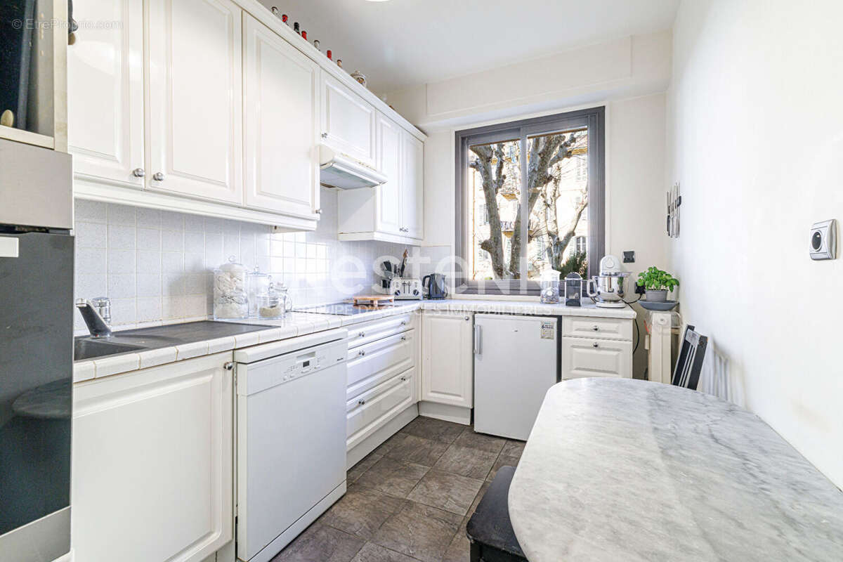Appartement 4 pièces à vendre à Nice Riquier - Emplacement d'exception - photo 3