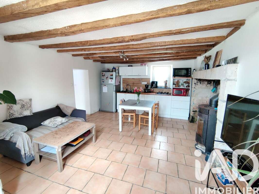 Maison 46 m² à Varennes-Sur-Loire  - photo 2