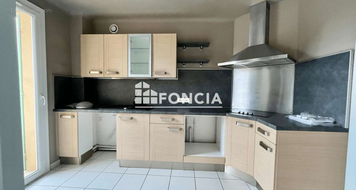 Appartement à SAINT-CYR-SUR-MER