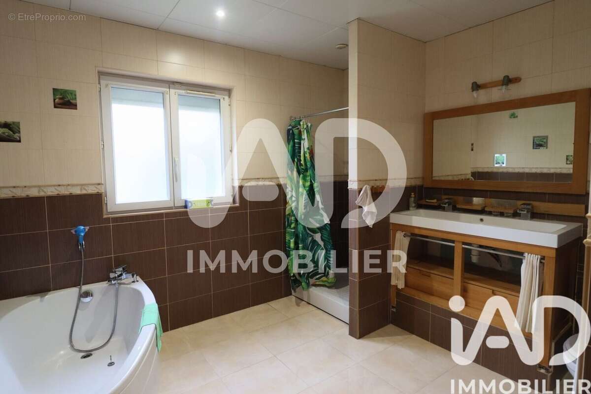 Photo 5 - Maison à EVIN-MALMAISON