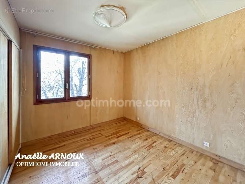 Chalet bois à fort potentiel à rénover au coeur du village d'Orcières - photo 11