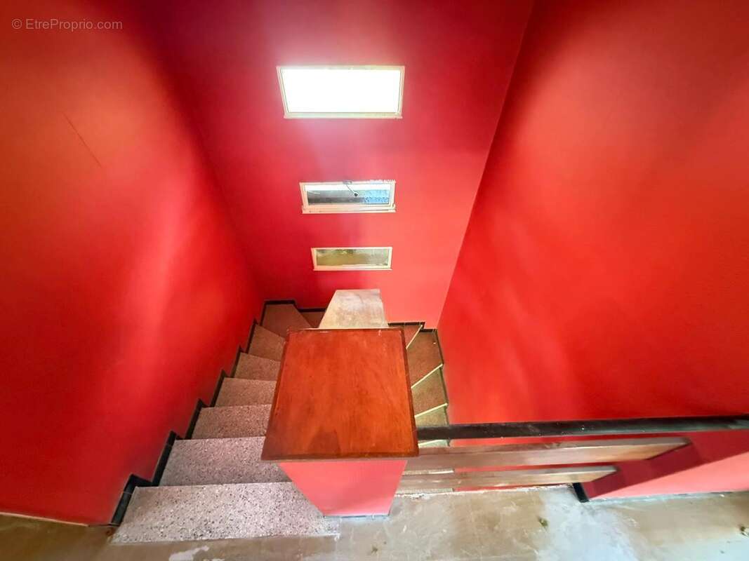   - Maison à LUZENAC
