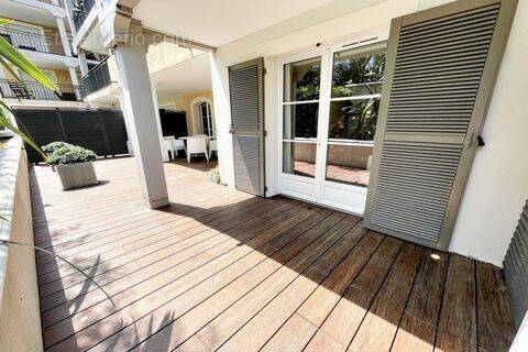 Appartement à SAINT-TROPEZ
