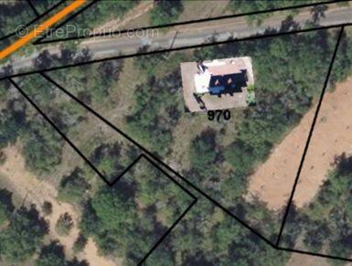 Terrain à LA DORNAC