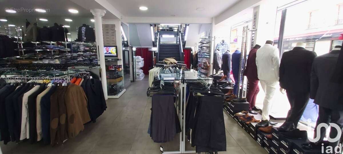 Photo 2 - Commerce à PARIS-18E