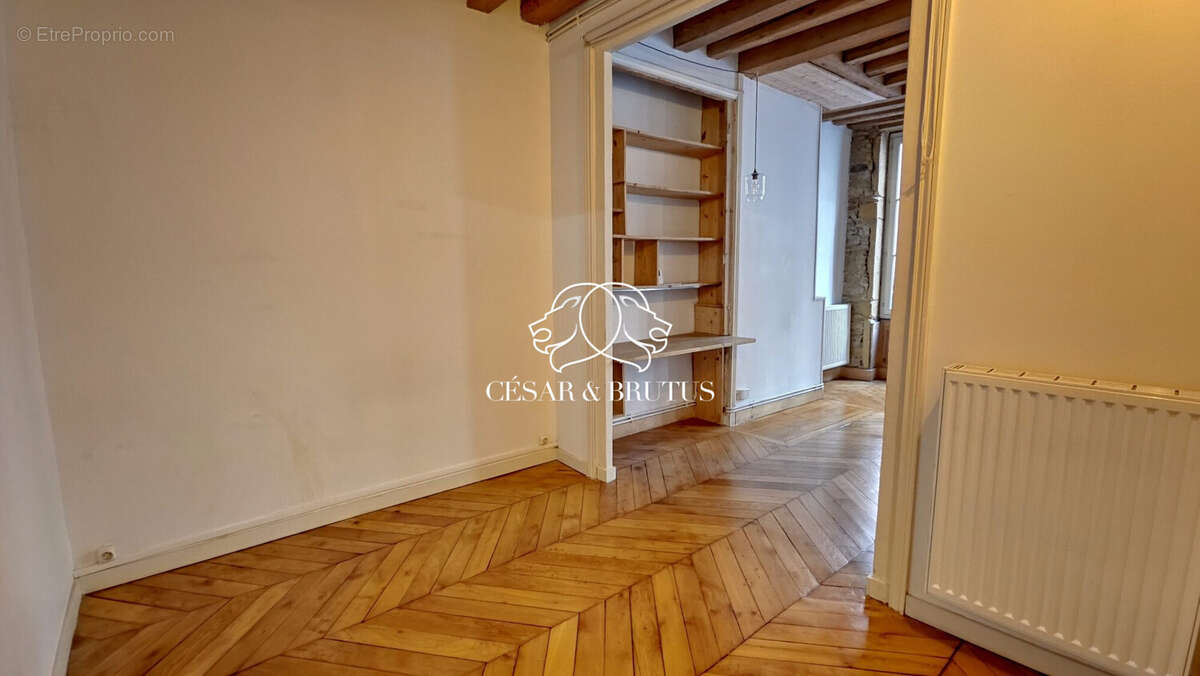 Appartement à LYON-1E