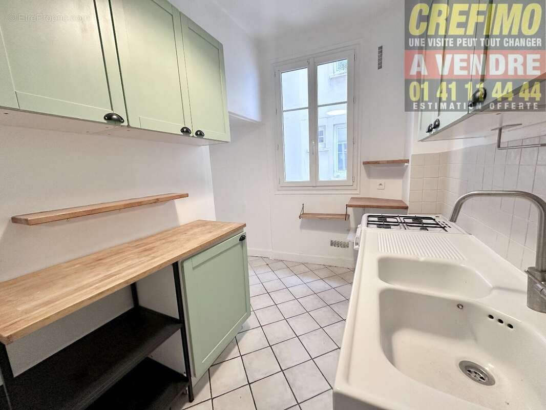 Appartement à COURBEVOIE