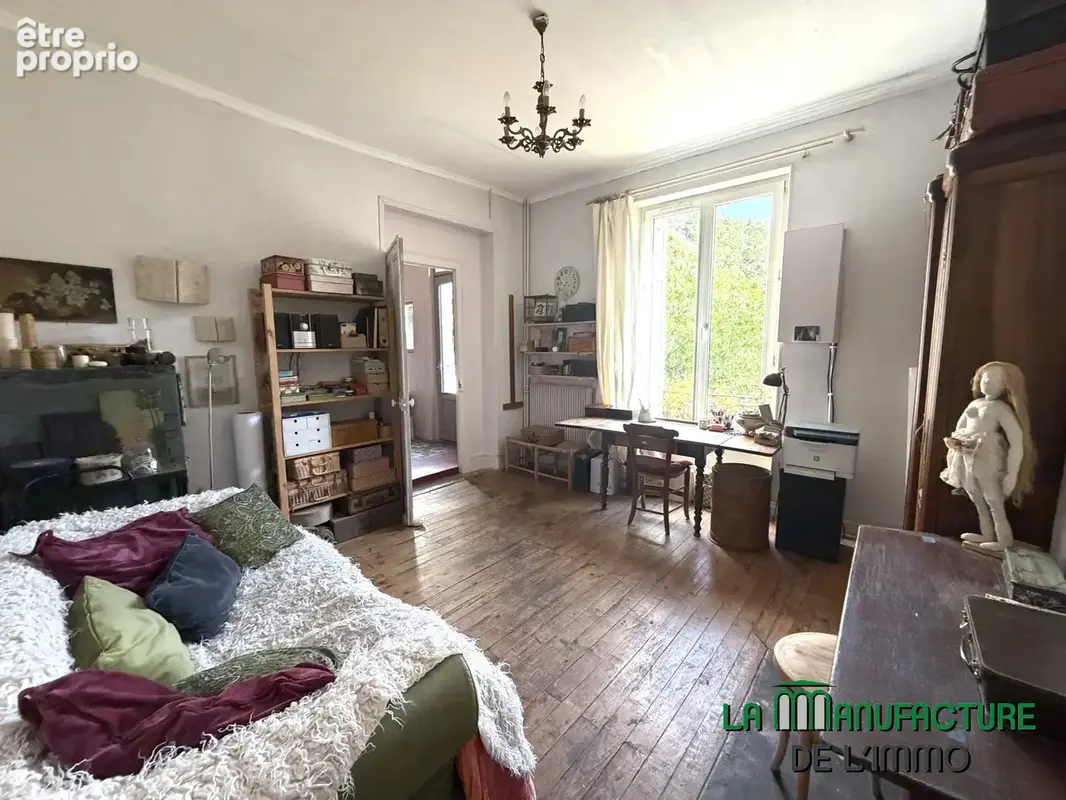 Maison bourgeoise de 1906 - 297.93 m2 habitables - parcelle de terrain de 2480 m2- secteur Cotatay / La Poura - photo 28