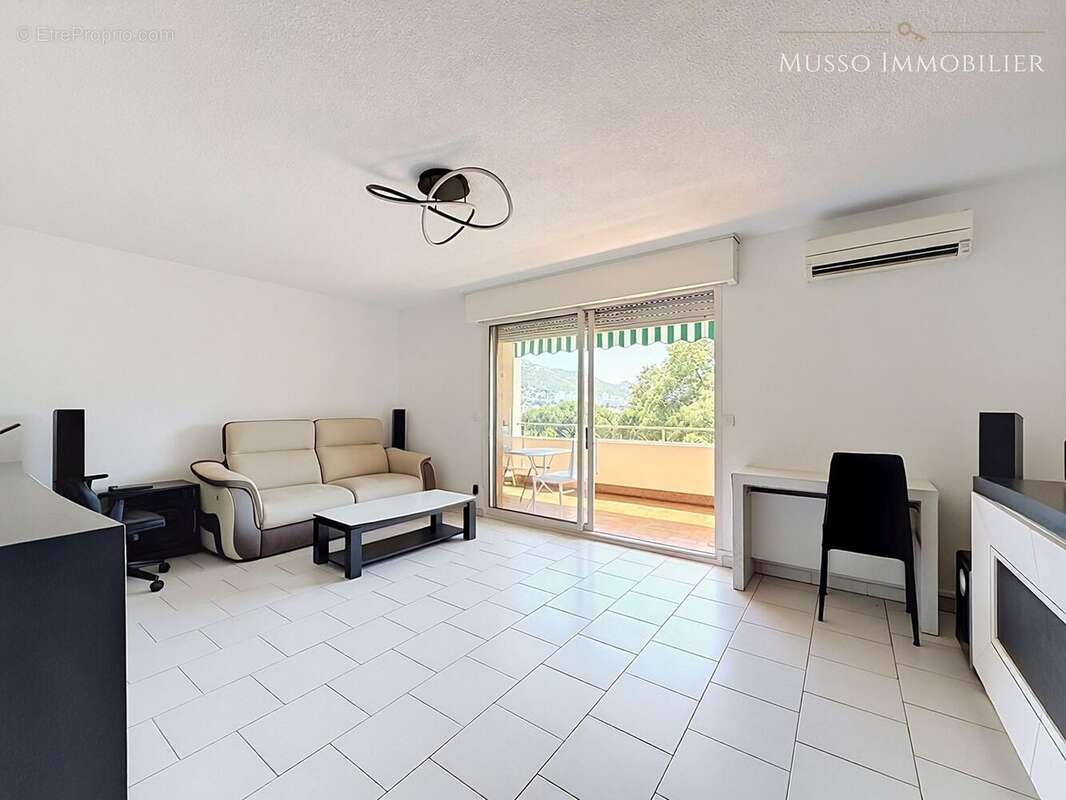Appartement à MARSEILLE-11E