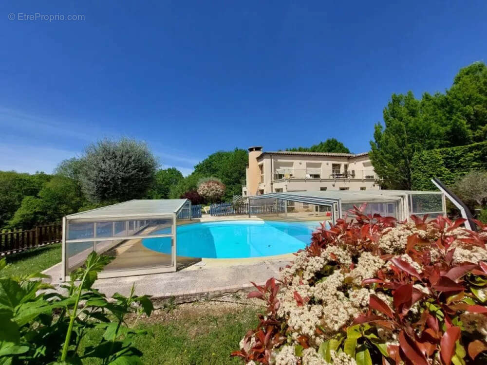 Maison à SIMEYROLS