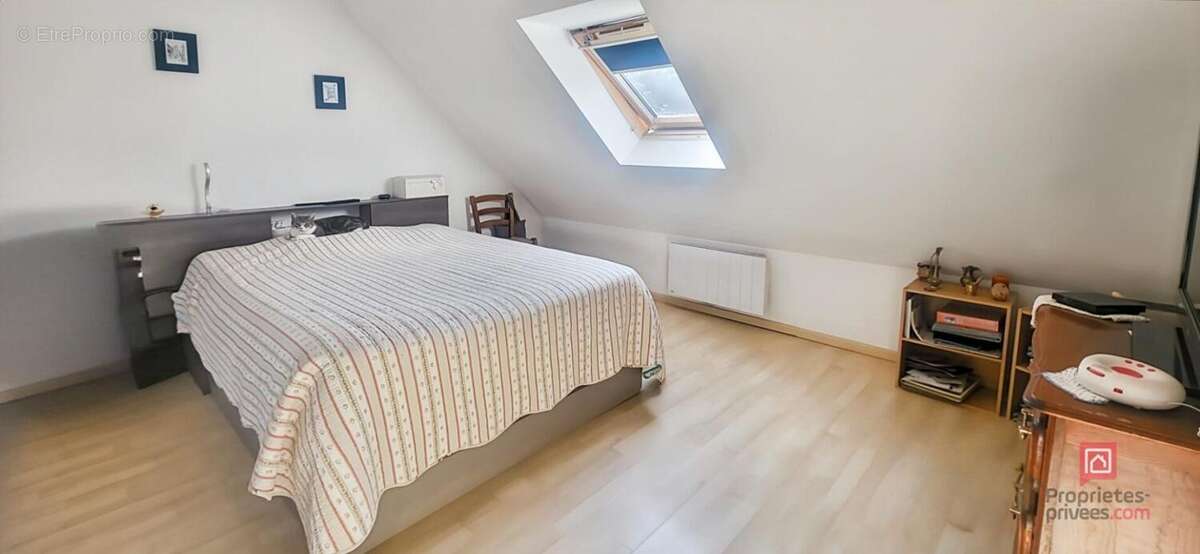 Maison à ROZ-SUR-COUESNON