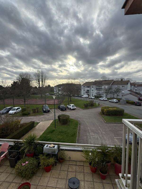 Bel appartement  T3, 65 m2 avec ascenseur, balcon et tennis dans quartier recherché  - 205 000  - DPE C - photo 3