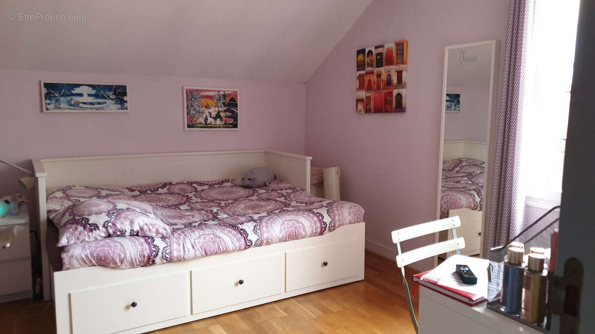 Maison à NEUILLY-SUR-MARNE