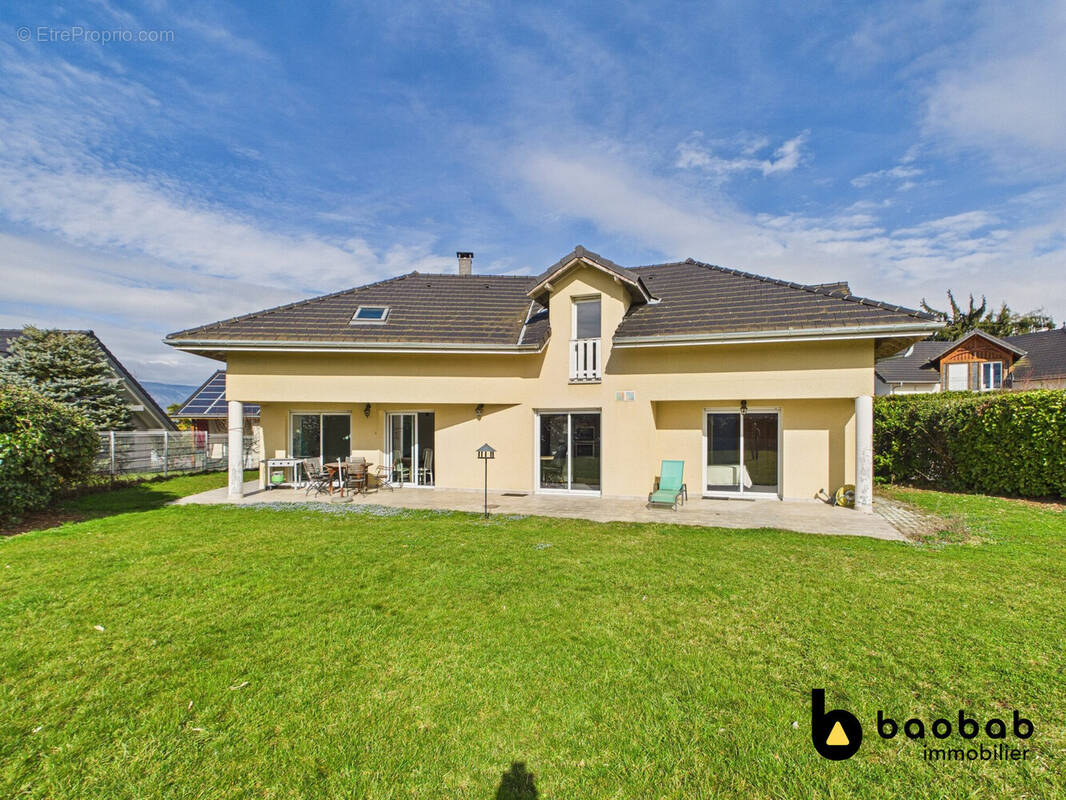 Maison à SAINT-JEOIRE-PRIEURE