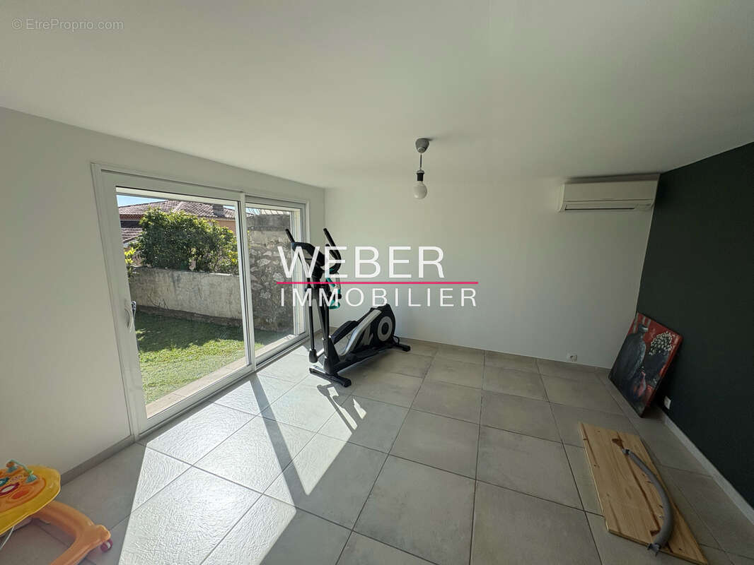 - ollioules - maison vue degagee + piscine - photo 9