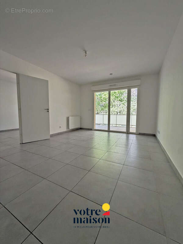 Appartement à ROUSSET