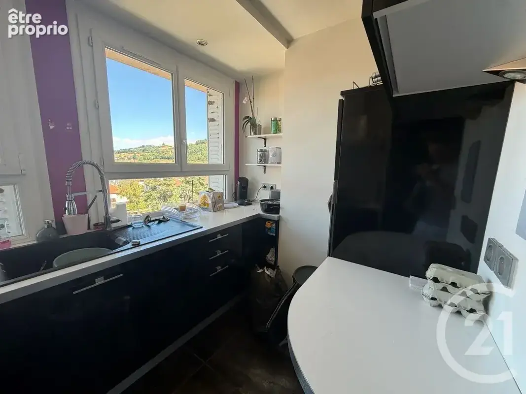Appartement 4 pièces 67 m² à vendre à Aurillac (15000) - photo 3