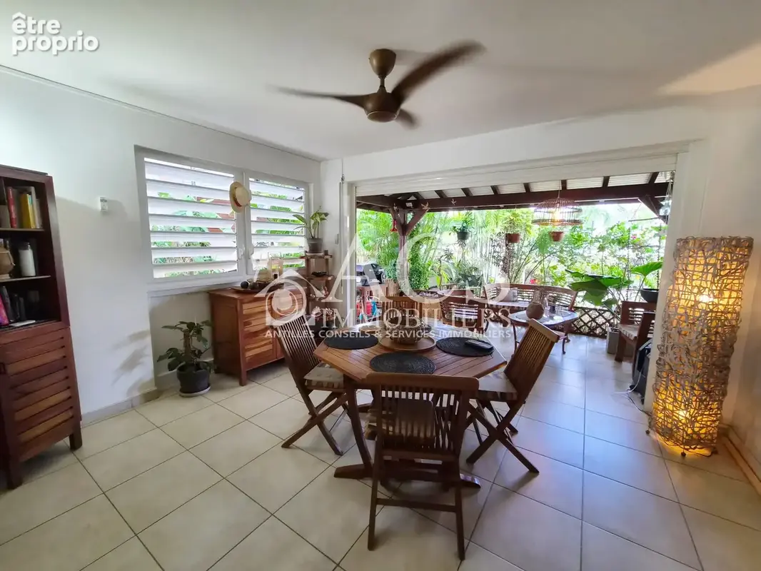 Appartement à LES TROIS-ILETS