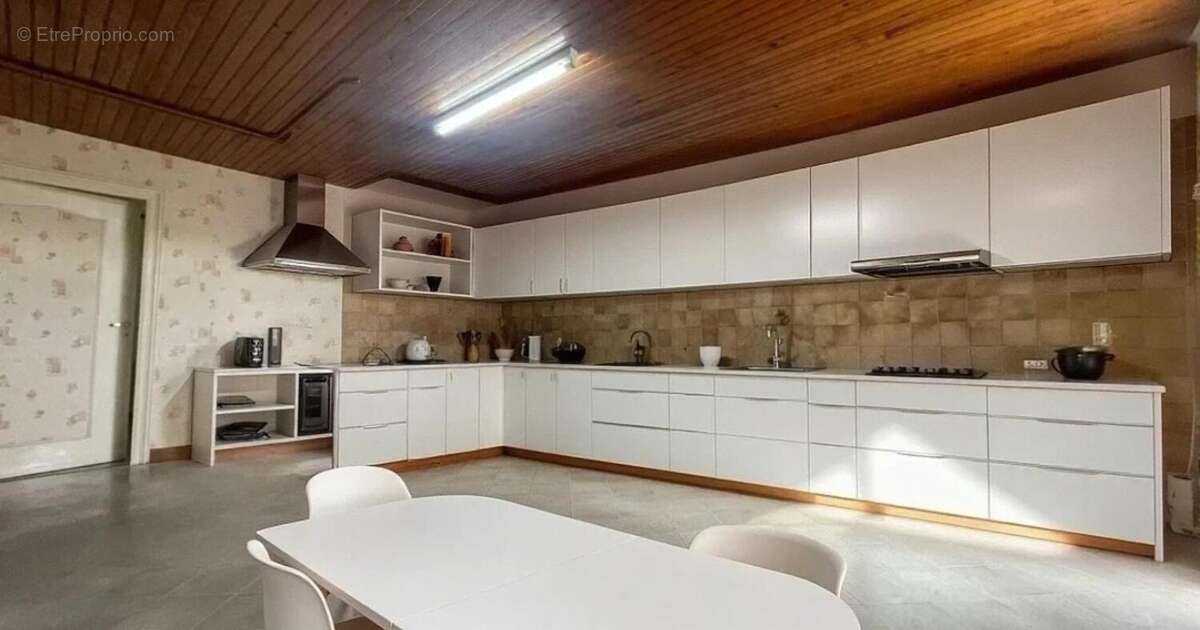 Maison 132 m² à Amberac  - photo 8
