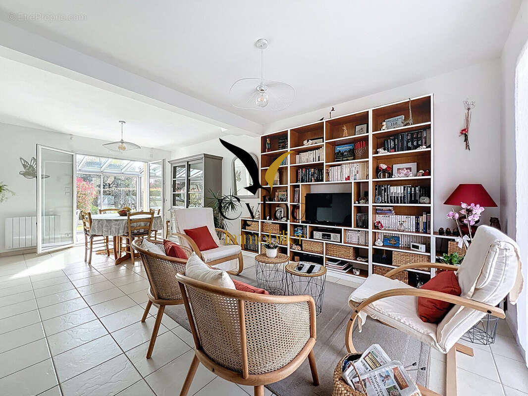 Maison à SAINT-MELOIR-DES-ONDES