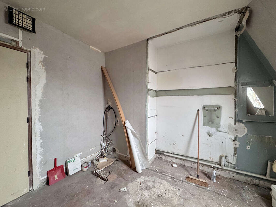 Appartement à PARIS-10E