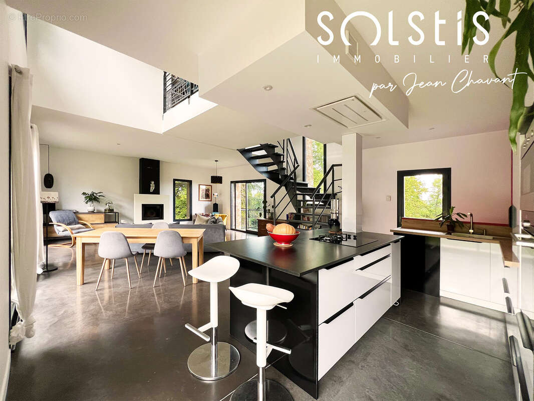 Maison à SAINT-ETIENNE