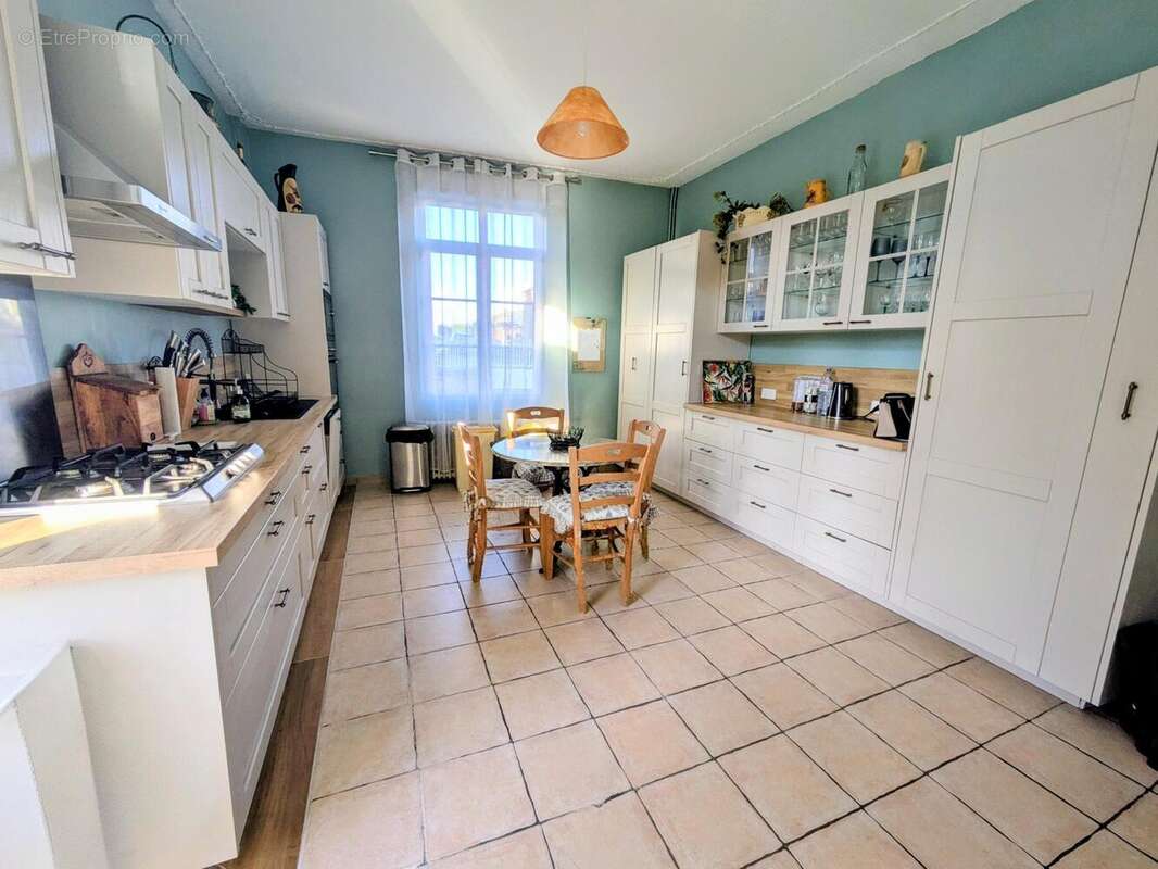 Maison 199 m² à Sissy  - photo 4