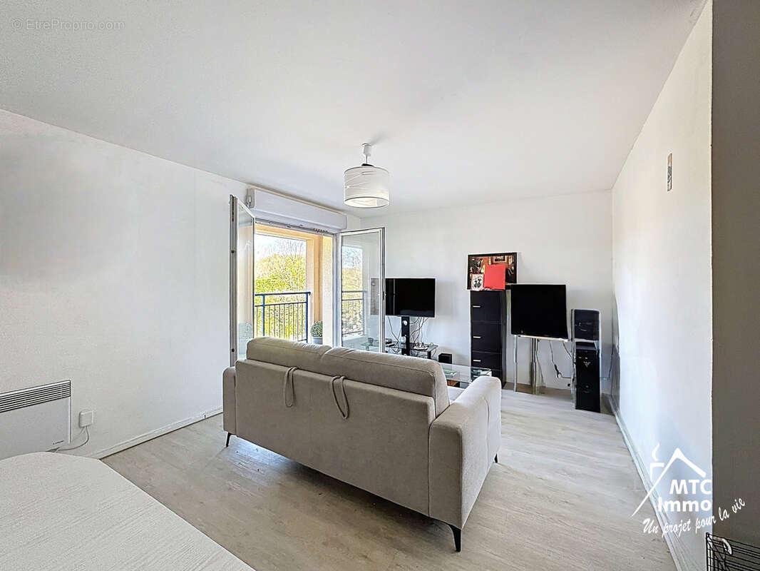 Appartement à VILLEFONTAINE