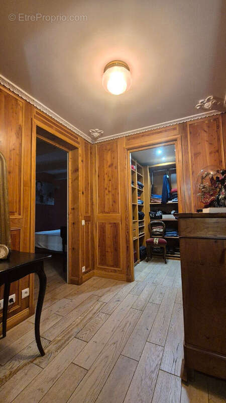 Maison de caractère en pierre entre bourg et mer - photo 12