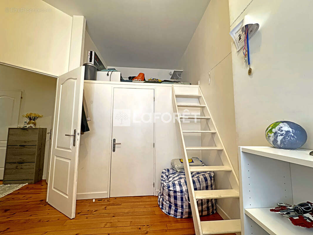 Appartement à SAINT-ETIENNE