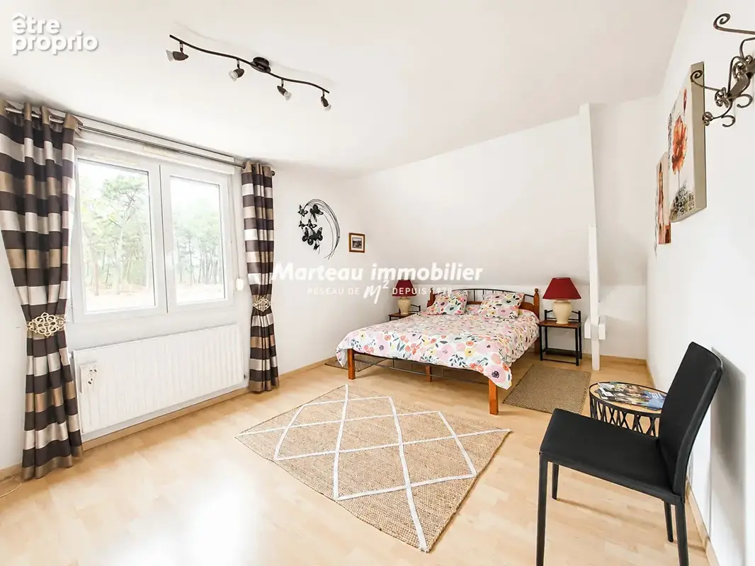 A VENDRE Maison Guecelard 8 pièce(s) 190 m2 - photo 6