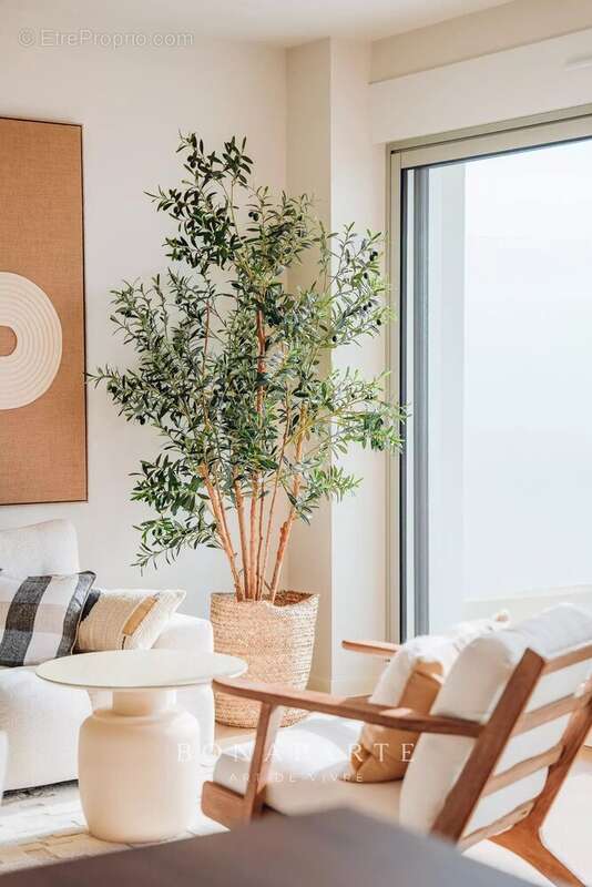Face mer/ dernier etage/ 3 chambres/ terrasse/ parkings - photo 7