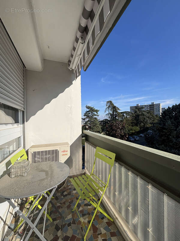 Appartement à OULLINS