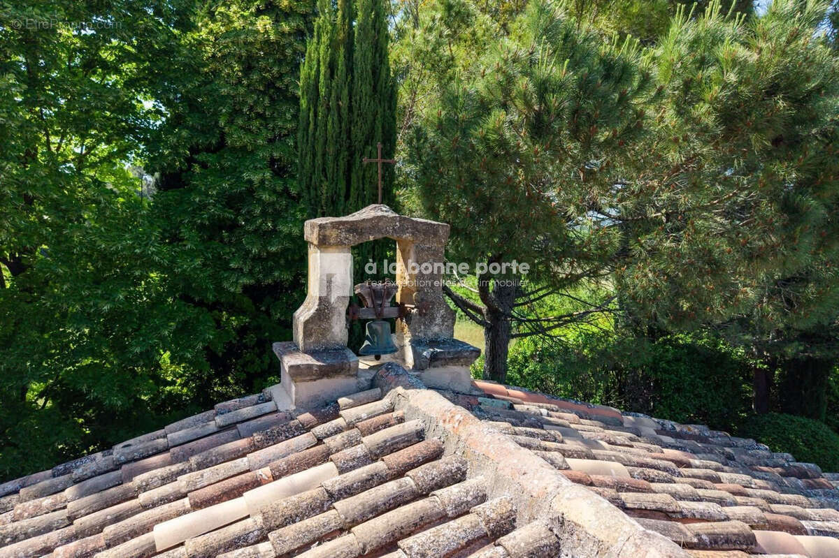 Maison 229 m² à Aix-En-Provence  - photo 6