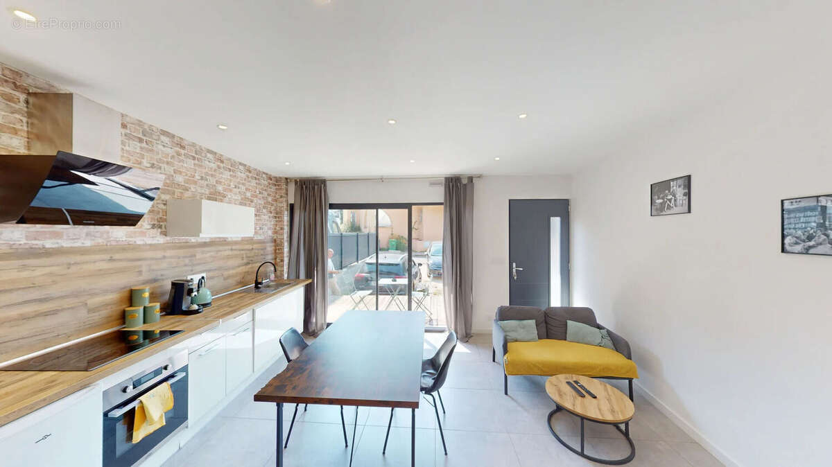 Appartement à GIERES