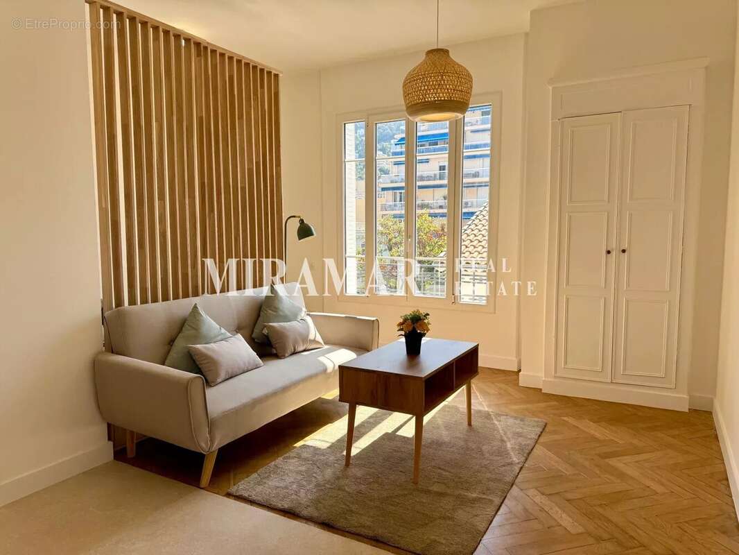 Exclusivité : Appartement Lympia / Port de Nice - photo 3